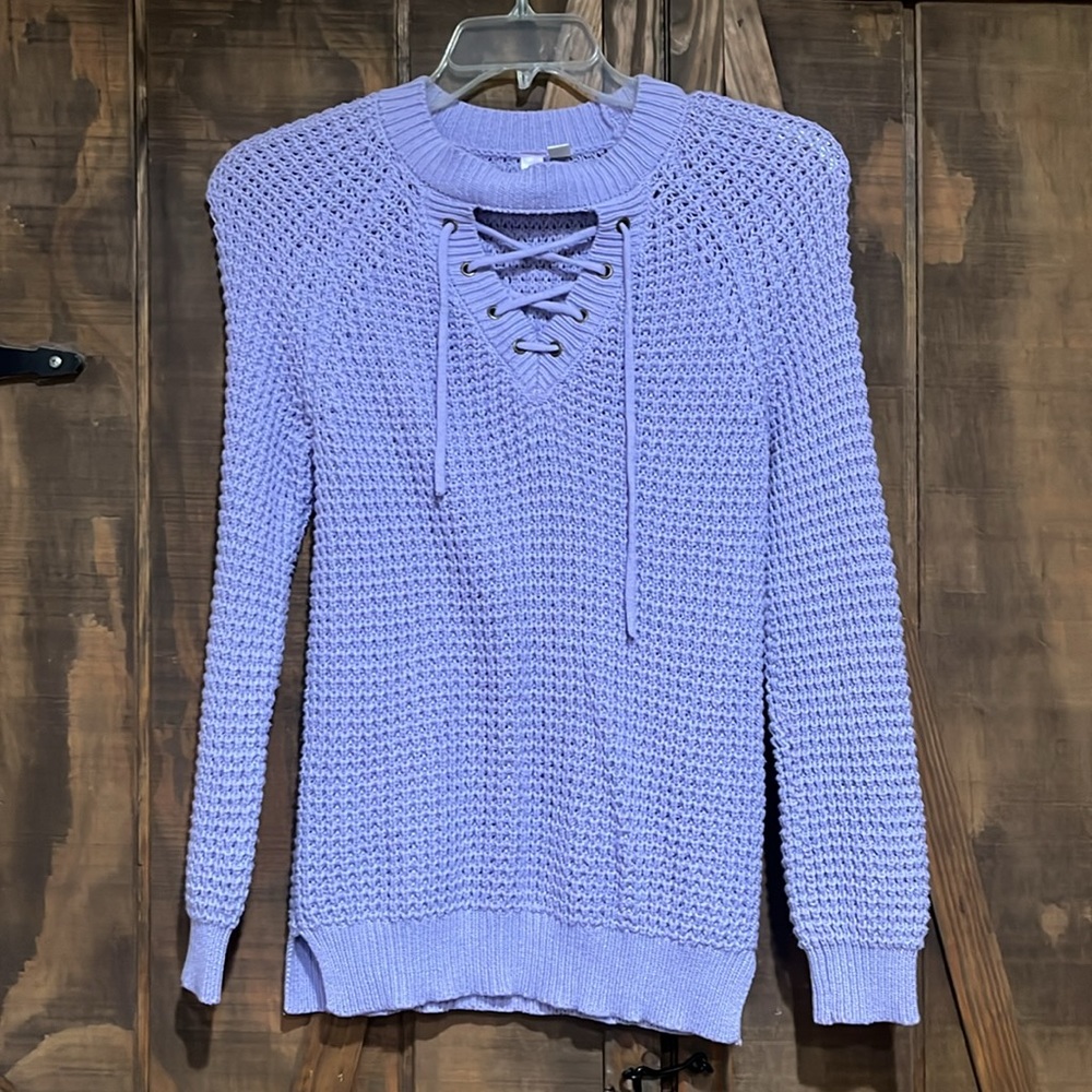 Purple sweater - Picture 2 of 3